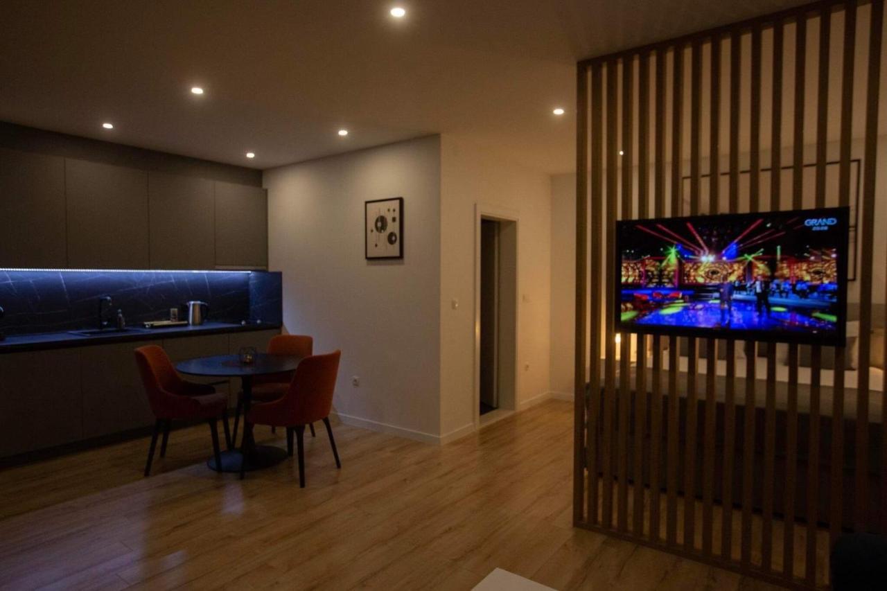 Apartment Romansa Mostar Bagian luar foto