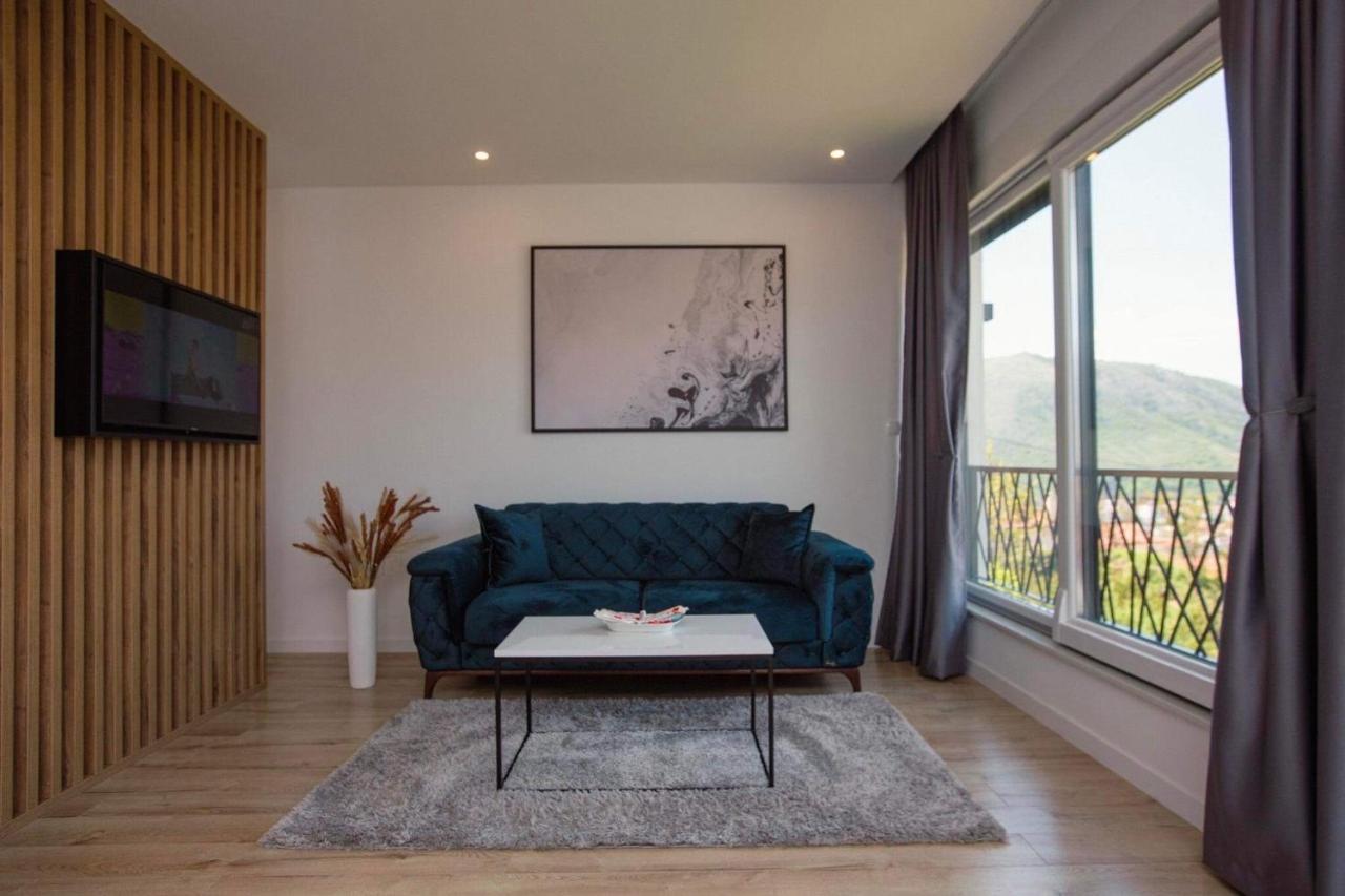 Apartment Romansa Mostar Bagian luar foto